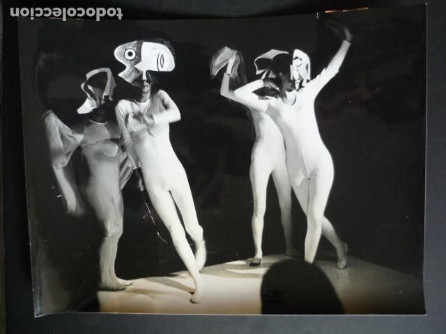 Fotograf&iacute;a antigua: BARCELONA OBRA DE TEATRO HOMENAJE A PICASSO 1971 ANTIGUA FOTOGRAFIA 18 X 24 CM