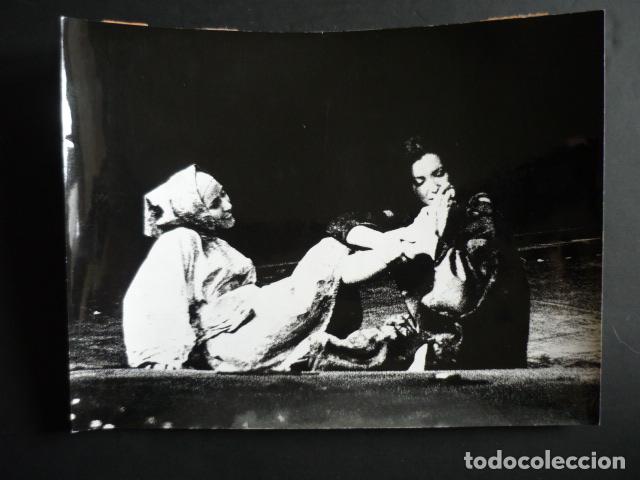 Fotografia antiga: MADRID OBRA DE TEATRO YERMA 1971 ANTIGUA FOTOGRAFIA 18 X 24 CM