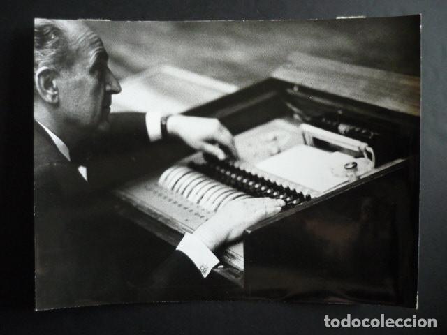 Antique Photography: PRAGA OBRA DE TEATRO LANTERNA MAGIKA 1971 ANTIGUA FOTOGRAFIA 18 X 24 CM