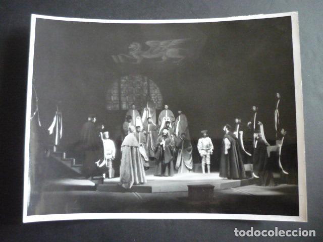 Alte Fotografie: MADRID TEATRO ESPA&Ntilde;OL OBRA DE TEATRO OTELO 1971 ANTIGUA FOTOGRAFIA 18 X 24 CM