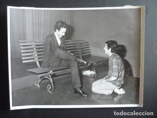 Fotografia antiga: MADRID OBRA DE TEATRO HISTORIAS DEL ZOO PEQUE&Ntilde;O TEATRO 1971 ANTIGUA FOTOGRAFIA 18 X 24 CM