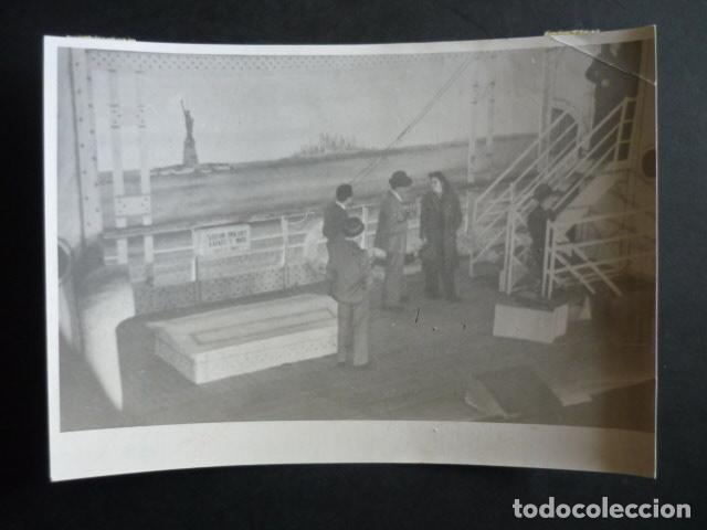 Antique Photography: OBRA DE TEATRO EL AMOR SOLO DURA 2000 METROS ANTIGUA FOTOGRAFIA 18 X 13 CM
