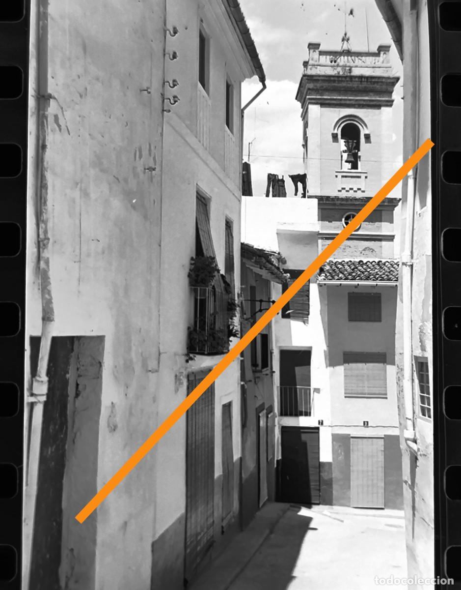Fotograf&iacute;a antigua: Antiguo negativo de fotograf&iacute;a. Xativa. Valencia. A&ntilde;os 70