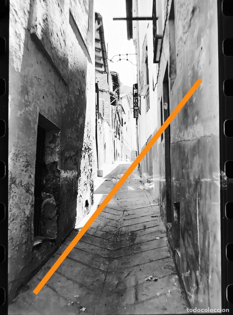 Fotograf&iacute;a antigua: Antiguo negativo de fotograf&iacute;a. Xativa. Valencia. A&ntilde;os 70