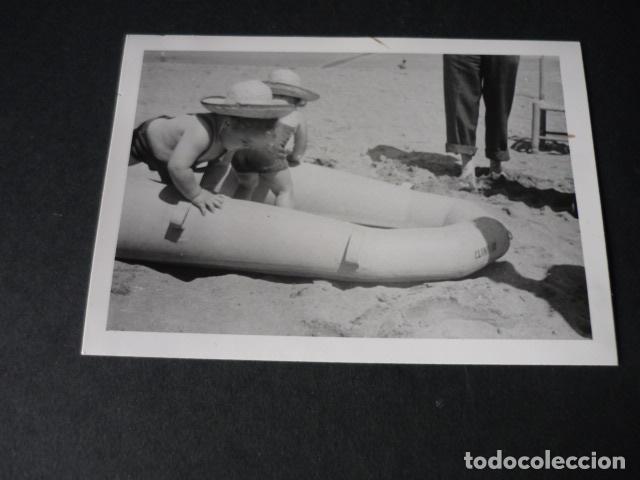 Photographie ancienne: ZARAUZ EN LA PLAYA ANTIGUA FOTOGRAFIA 7,5 X 10,5 CM