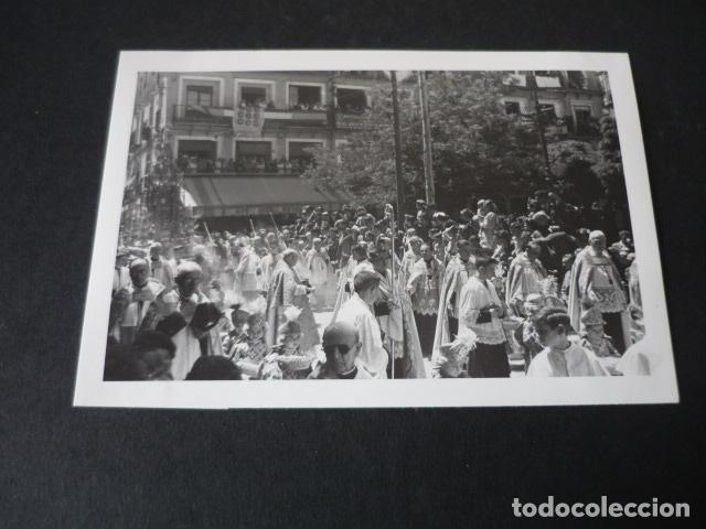 Alte Fotografie: TOLEDO PROCESION DEL CORPUS CHRISTI ANTIGUA FOTOGRAFIA 7,5 X 10,5 CM