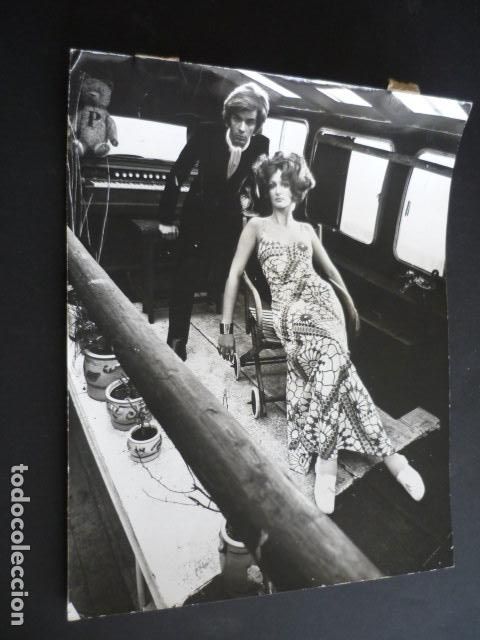 Antique Photography: COLIN GLASCOE MODISTA ANTIGUA FOTOGRAFIA 26 X 20 CM