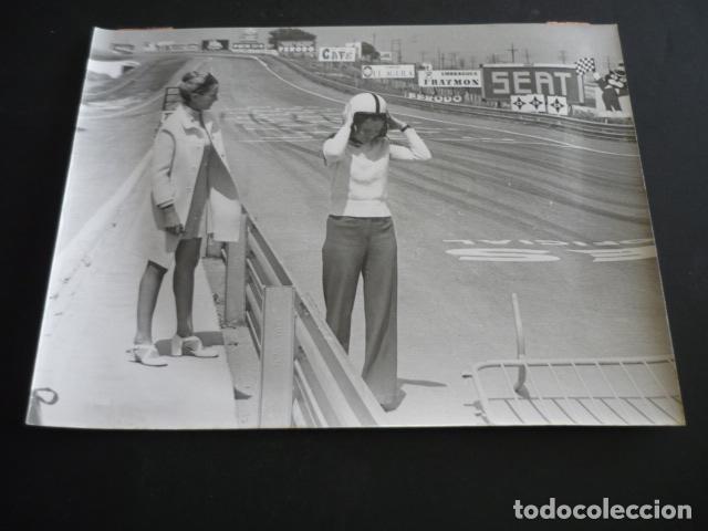 Antique Photography: CARMEN FERNANDEZ YA&Ntilde;EZ CORREDOR AUTOMOVILISMO ANTIGUA FOTOGRAFIA 24 X 18 CM