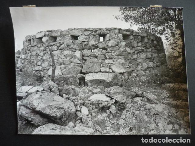 Fotograf&iacute;a antigua: VALDEMORILLO MADRID PARAPETOS BRIGADAS INTERNACIONALES GUERRA CIVIL ANTIGUA FOTOGRAFIA 18 X 24 CM