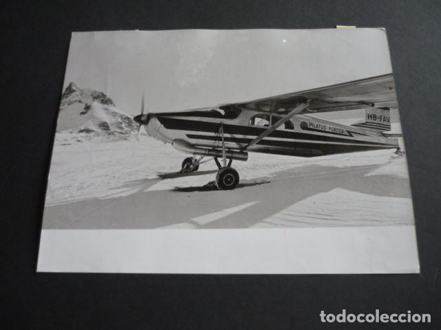 Fotografia antica: WALTER BONATTI ALPINISTA ITALIANO ANTIGUA FOTOGRAFIA 24 X 18 CM
