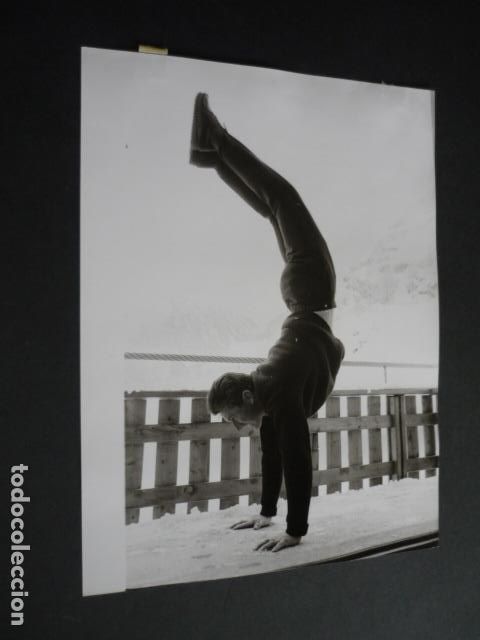Fotograf&iacute;a antigua: WALTER BONATTI ALPINISTA ITALIANO ANTIGUA FOTOGRAFIA 24 X 18 CM
