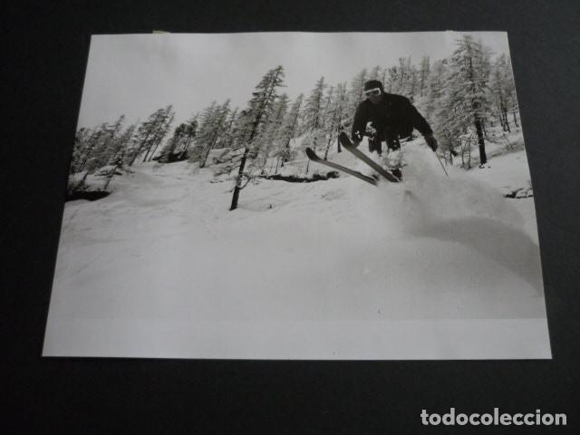 Alte Fotografie: WALTER BONATTI ALPINISTA ITALIANO ANTIGUA FOTOGRAFIA 24 X 18 CM