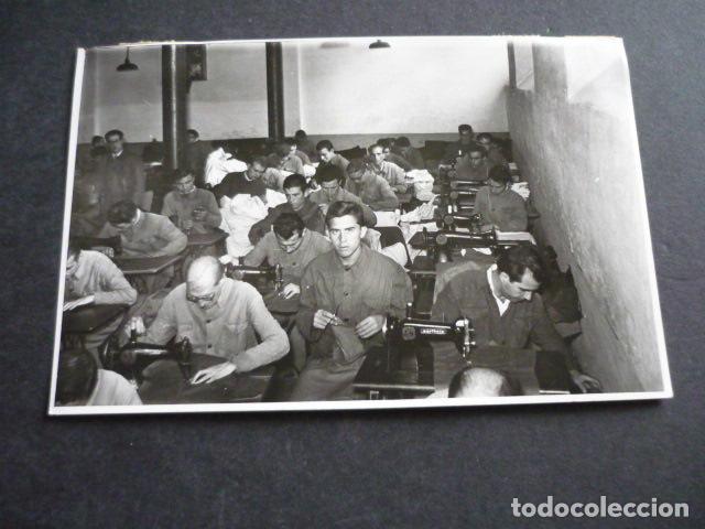 Fotograf&iacute;a antigua: BARCELONA CARCEL ANTIGUA FOTOGRAFIA 8 X 13 CM