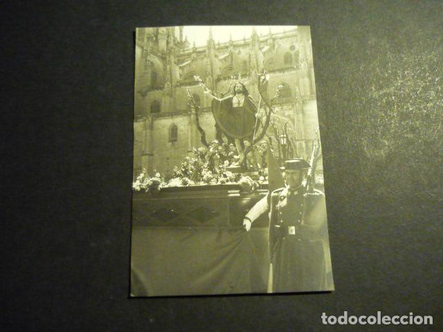 Fotograf&iacute;a antigua: SALAMANCA SEMANA SANTA PROCESION GUARDIA CIVIL DETALLE ANTIGUA FOTOGRAFIA 6 X 9 CM