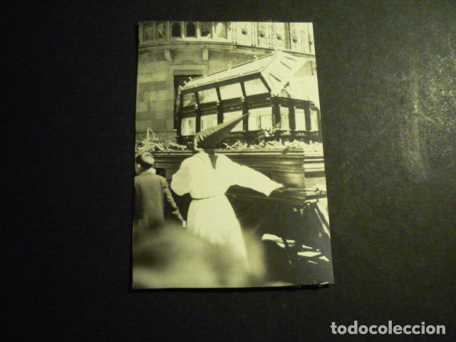 Antique Photography: SALAMANCA SEMANA SANTA PROCESION DETALLE ANTIGUA FOTOGRAFIA 6 X 9 CM