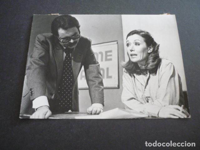 Fotograf&iacute;a antigua: ROSA MARIA MATEO PERIODISTA TELEVISION ESPA&Ntilde;OLA TVE ANTIGUA FOTOGRAFIA 18 X 13 CM