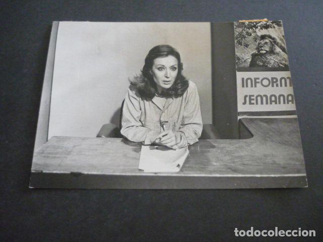 Fotograf&iacute;a antigua: ROSA MARIA MATEO PERIODISTA TELEVISION ESPA&Ntilde;OLA TVE ANTIGUA FOTOGRAFIA 18 X 13 CM