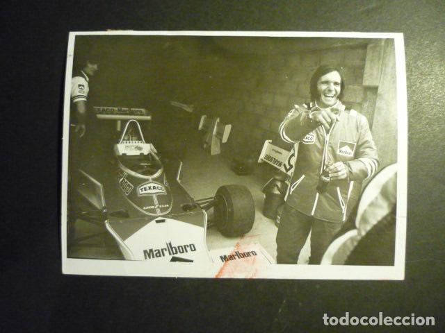 Alte Fotografie: EMERSON FITTIPALDI CORREDOR AUTOMOVILISMO ANTIGUA FOTOGRAFIA 18 X 13 CM