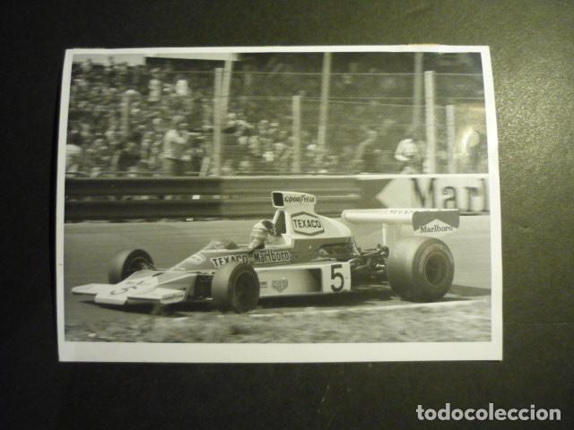 Alte Fotografie: EMERSON FITTIPALDI CORREDOR AUTOMOVILISMO ANTIGUA FOTOGRAFIA 18 X 13 CM