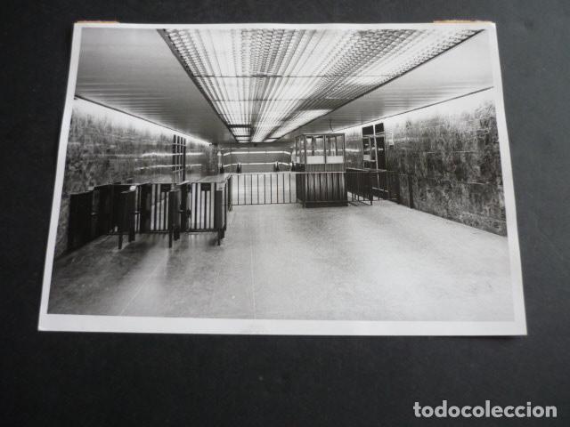 Antique Photography: MADRID HUELGA DE METRO ANTIGUA FOTOGRAFIA 18 X 13 CM