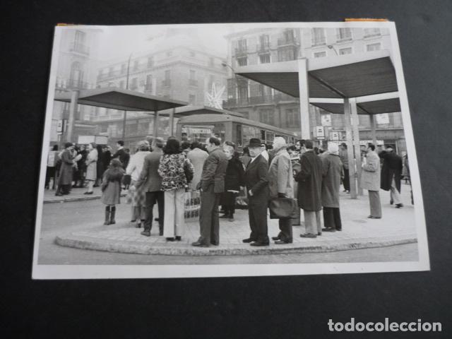 Antique Photography: MADRID HUELGA DE METRO ANTIGUA FOTOGRAFIA 18 X 13 CM