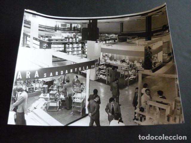 Alte Fotografie: BARCELONA SALON NACIONAL DEL HOGAR HOGARHOTEL ANTIGUA FOTOGRAFIA 18 X 24 CM