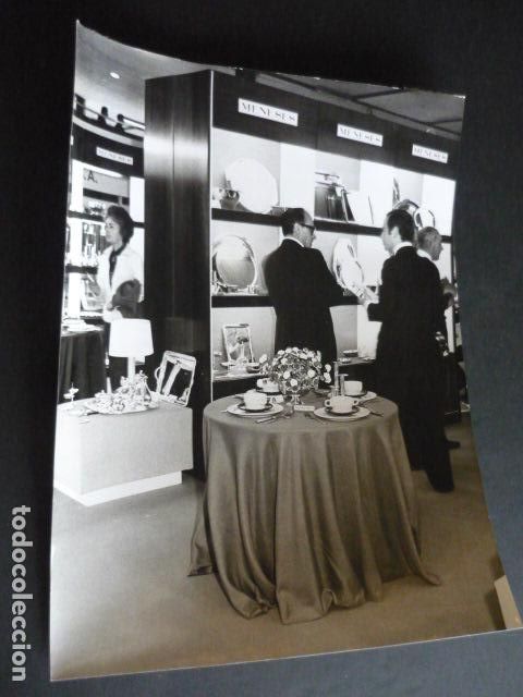 Alte Fotografie: BARCELONA SALON NACIONAL DEL HOGAR HOGARHOTEL ANTIGUA FOTOGRAFIA 18 X 24 CM