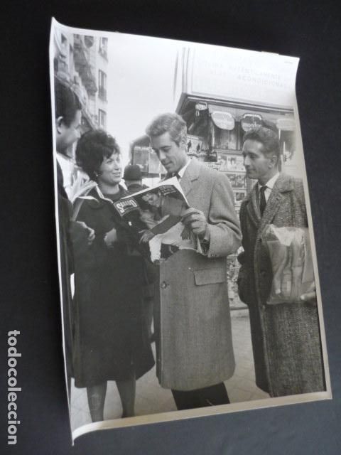 Alte Fotografie: MADRID TORERO MONDE&Ntilde;O EN LA GRAN VIA ANTIGUA FOTOGRAFIA 18 X 24 CM