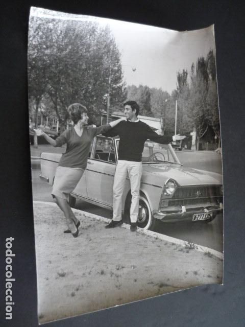 Alte Fotografie: MADRID EL ACTOR JOSE RUBIO EN CIUDAD UNIVERSITARIA ANTIGUA FOTOGRAFIA 18 X 24 CM