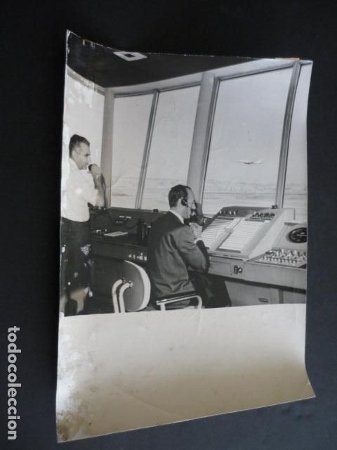 Antique Photography: MADRID AEROPUERTO DE BARAJAS TORRE DE CONTROL ANTIGUA FOTOGRAFIA 18 X 24 CM