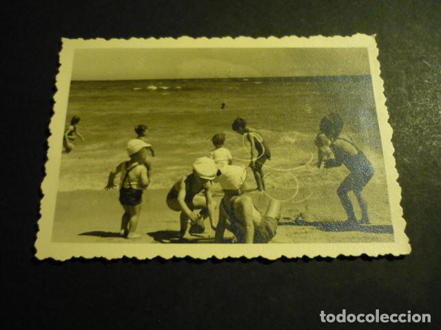 Photographie ancienne: SANTANDER EN LA PLAYA DEL SARDINERO ANTIGUA FOTOGRAFIA 7 X 10 CM