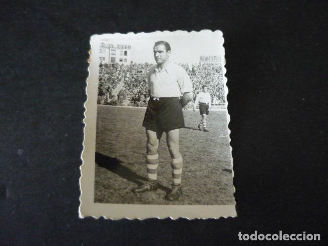 Alte Fotografie: RACING DE SANTANDER EQUIPO DE FUTBOL JUGARDOR ANTIGUA FOTOGRAFIA MAZO FOTOGRAFO 4,5 X 6 CM