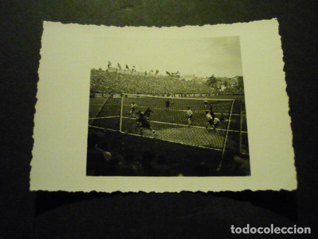 Alte Fotografie: SANTANDER CAMPO DE FUTBOL RACING EL SARDINERO ANTIGUA FOTOGRAFIA 6,5 X 9 CM