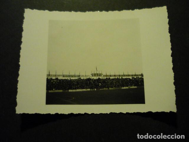 Fotografia antiga: SANTANDER CAMPO DE FUTBOL RACING EL SARDINERO ANTIGUA FOTOGRAFIA 6,5 X 9 CM
