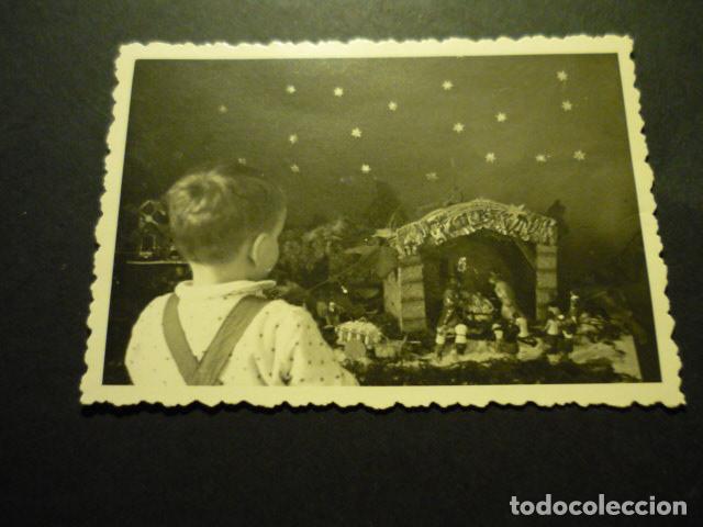 Antique Photography: NI&Ntilde;O ANTE BELEN NACIMIENTO PESEBRE ANTIGUA FOTOGRAFIA 7,5 X 10,5 CM