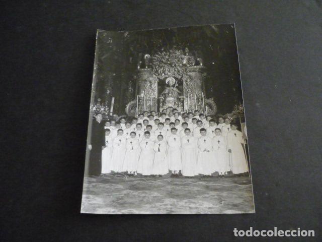 Fotograf&iacute;a antigua: SANTIAGO DE COMPOSTELA ESCOLANIA DE LA CATEDRAL ANTIGUA FOTOGRAFIA 9 X 12 CM