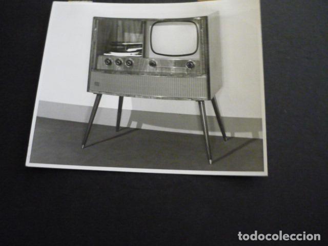 Fotograf&iacute;a antigua: APARATO DE TELEVISION TELEVISOR ANTIGUA FOTOGRAFIA 12 X 15 CM