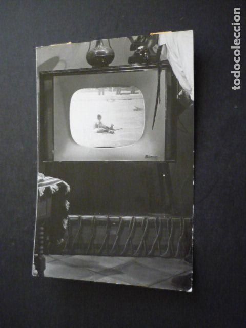 Fotograf&iacute;a antigua: TELEVISOR ANTIGUA FOTOGRAFIA 12 X 17 CM