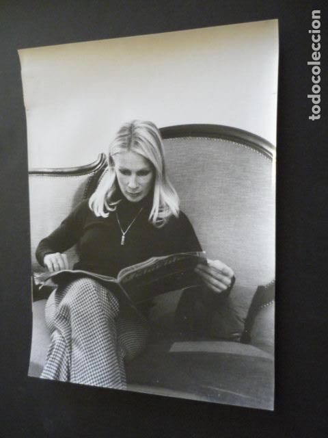 Photographie ancienne: MARIE CLAUDE BEAUMONT MUJER CORREDOR AUTOMOVILISMO ANTIGUA FOTOGRAFIA 18 X 24 CM