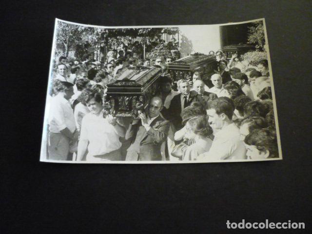 Fotografia antica: EL SOBRAL ORENSE ENTIERRO VICTIMAS EXPLOSION ANTIGUA FOTOGRAFIA 12 X 17 CM