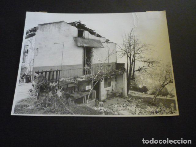 Fotografia antiga: BILBAO BARRIO DE MAZUSTEGUI EXPLOSION ANTIGUA FOTOGRAFIA 17 X 25 CM