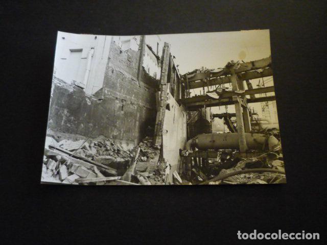Fotograf&iacute;a antigua: BARCELONA PLANTA DE GAS EXPLOSION ANTIGUA FOTOGRAFIA 13 X 18 CM