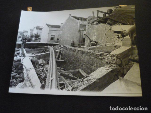 Alte Fotografie: BARCELONA PLANTA DE GAS EXPLOSION ANTIGUA FOTOGRAFIA 24 X 18 CM