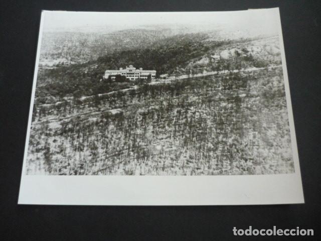 Fotografia antiga: BARCELONA INCENDIOS FORESTALES ANTIGUA FOTOGRAFIA 24 X 20 CM