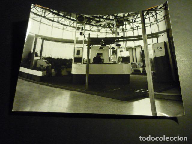 Fotografia antiga: MADRID CASA DEL CAMPO I FERIA INTERNACIONAL ALIMENTACION AIDA 1969 ANTIGUA FOTOGRAFIA 23 X 17 CM