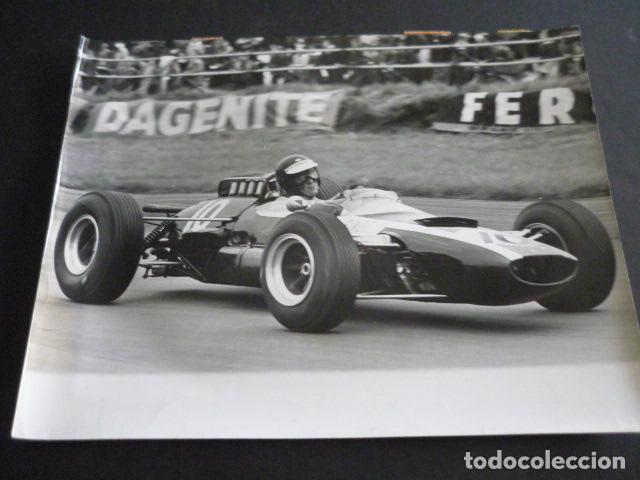 Antique Photography: GRAN PREMIO DE INGLATERRA 1965 JECHEN RINDT AUTOMOVILISMO 1965 ANTIGUA FOTOGRAFIA 18 X 24 CM
