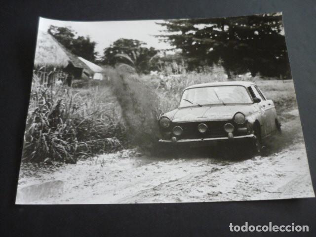 Antique Photography: RALLYE SAFARI KENIA UGANDA Y TANGANICA AUTOMOVILISMO 1965 ANTIGUA FOTOGRAFIA 18 X 24 CM