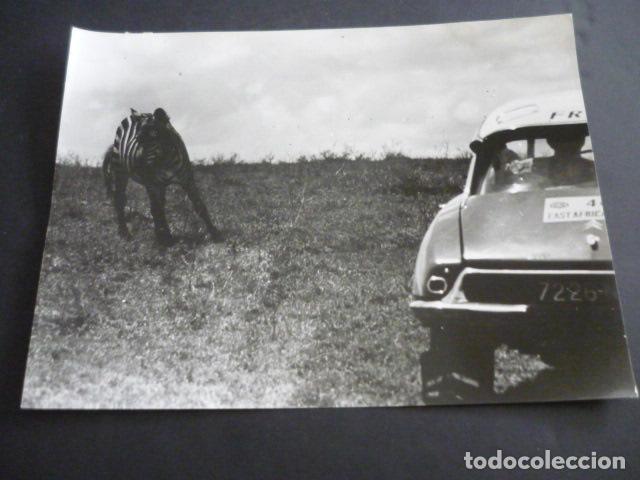 Antique Photography: RALLYE SAFARI KENIA UGANDA Y TANGANICA AUTOMOVILISMO 1965 ANTIGUA FOTOGRAFIA 18 X 24 CM