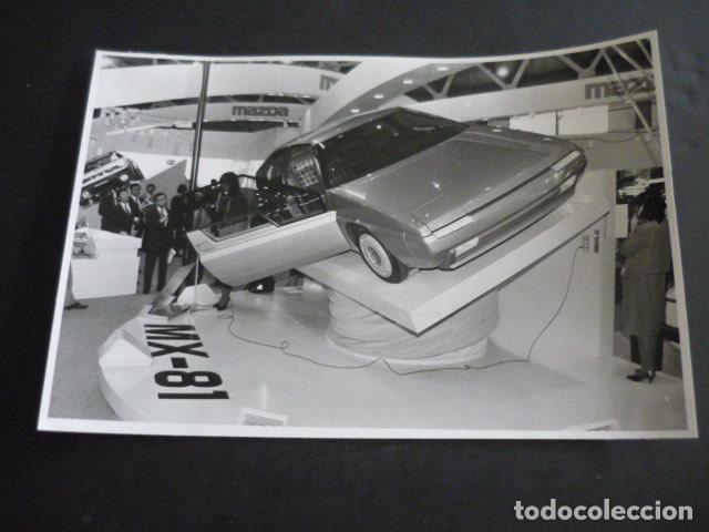 Photographie ancienne: TOKIO SALON DE AUTOMOVIL MAZDA MATSUDE ANTIGUA FOTOGRAFIA 24 X 18 CM