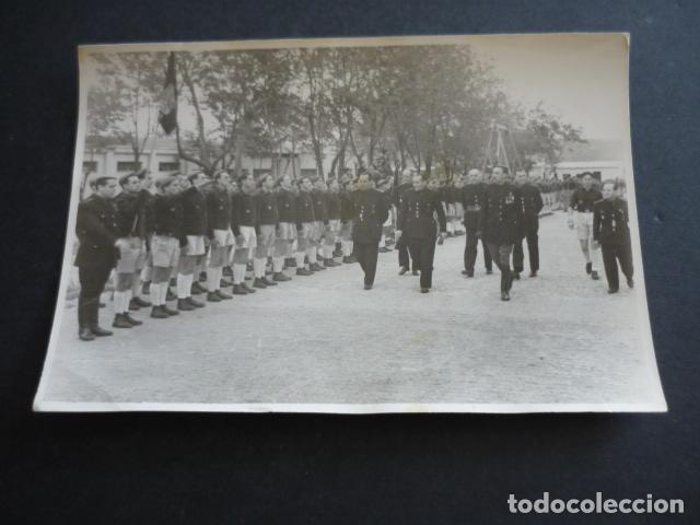Alte Fotografie: TOLEDO ALCAZAR ACTO FRENTE DE JUVENTUDES ANTIGUA FOTOGRAFIA 11,5 X 17,5 CM